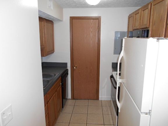 2nd image of 170-188 W 9th Ave #D