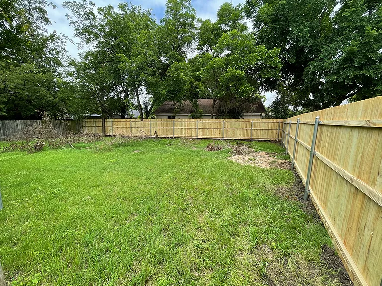 HUGE backyard!!