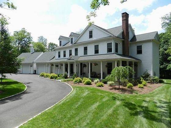 2nd image of 79 Olmstead Ln