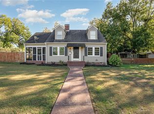 302 Banks St, Graham, NC 27253