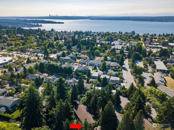6722 112th Avenue NE #B-3, Kirkland, WA 98033