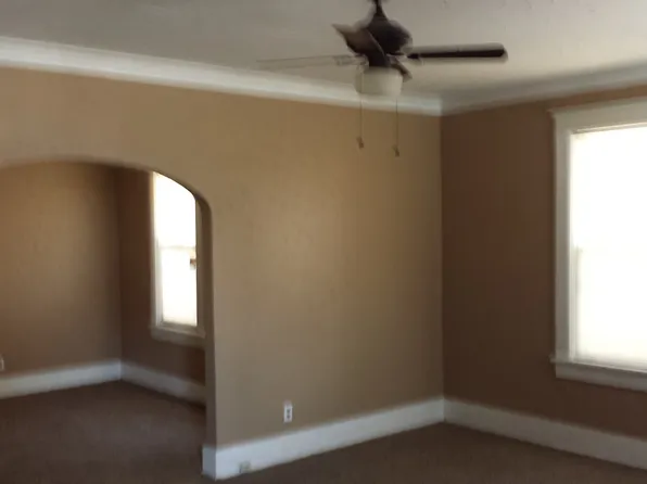 979 N Willett St, Memphis, TN 38107