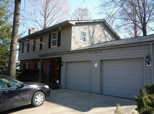 1691 Fallsway Dr, Crofton, MD 21114