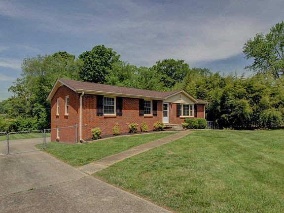 2nd image of 508 Woodbury Dr