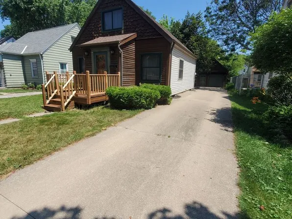 446 S 72nd St, Milwaukee, WI 53214