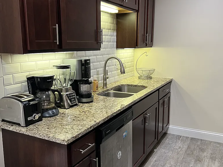 2414 Lyndale Ave S — Photo 3