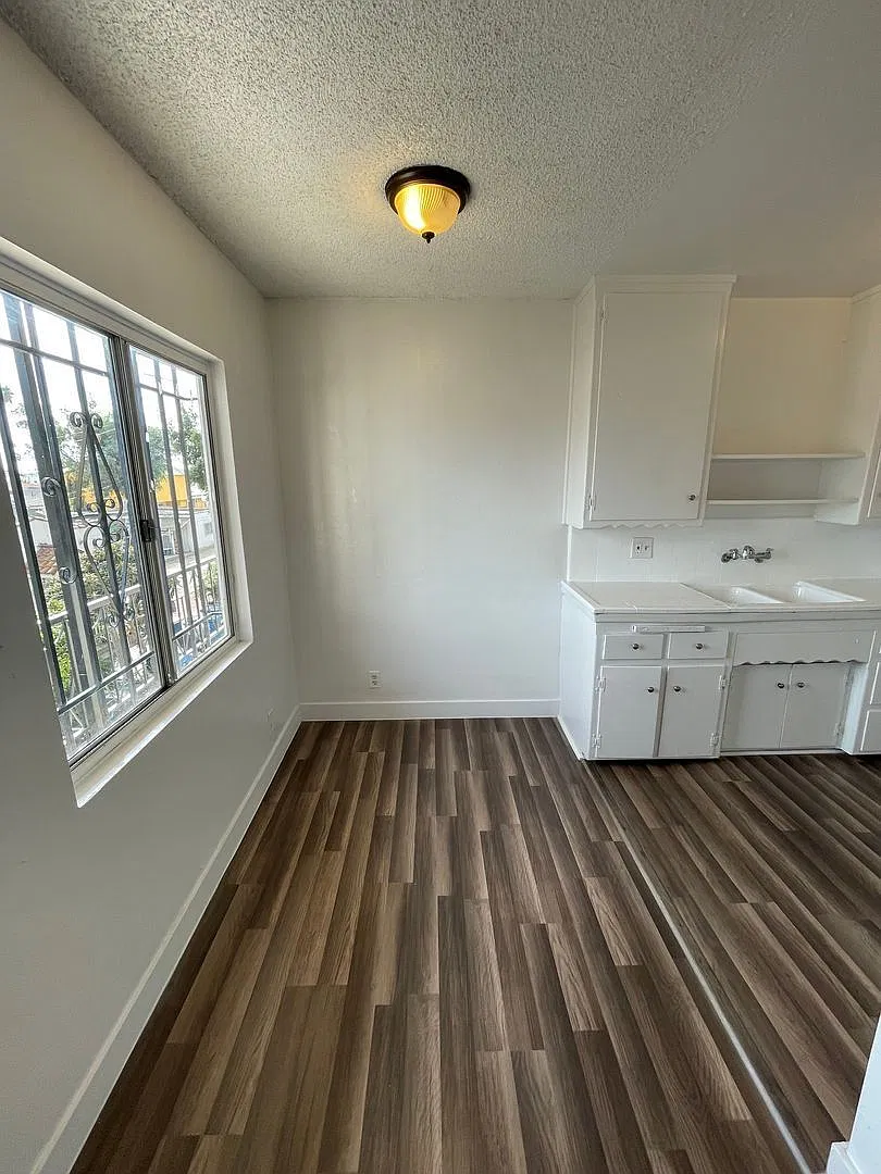 1 bed, 1.0 bath, 600 sqft, $1,800 — Photo 3