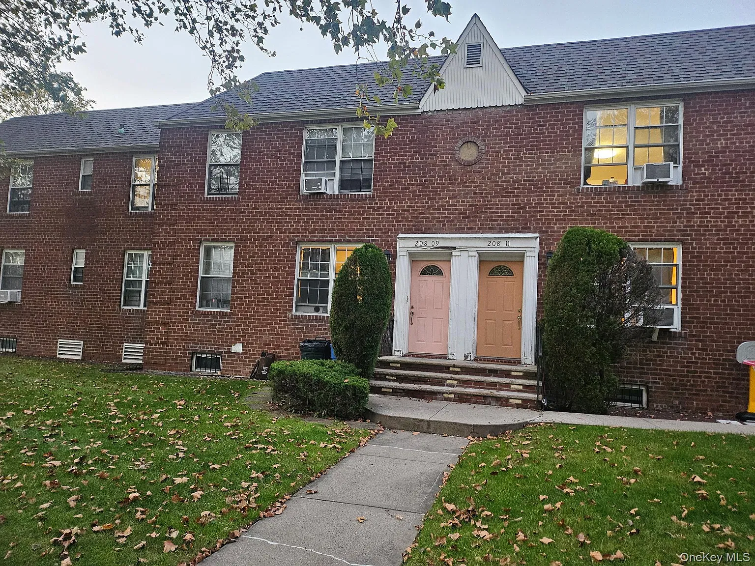 2 bed, 1.0 bath, 800 sqft, $2,990 — Photo 2