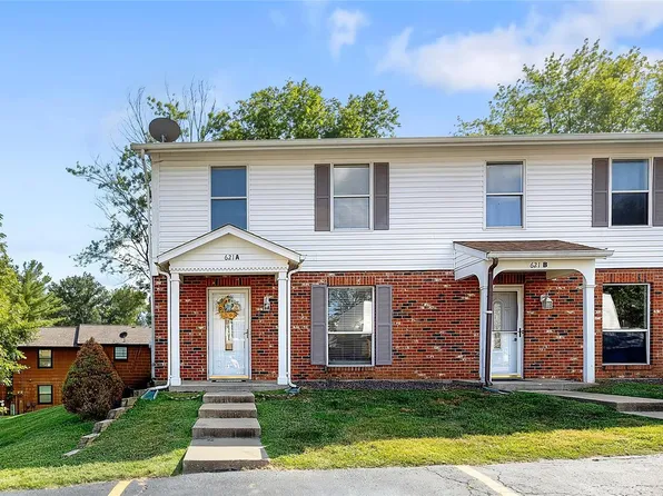 621 Westwood Dr S, Festus, MO 63028