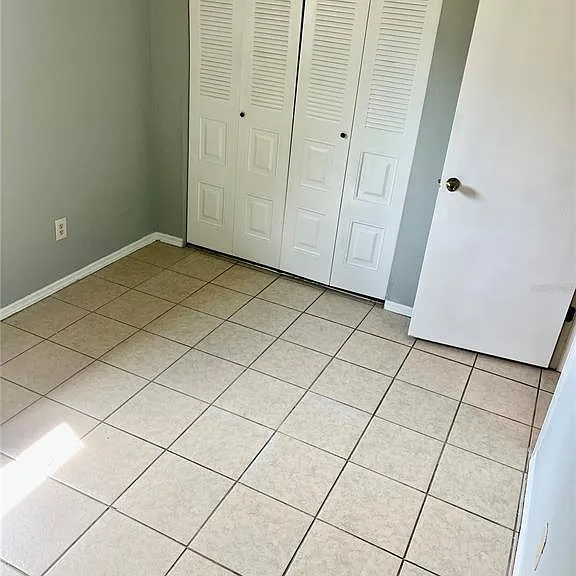 2321 SW 31st Pl #1 — Photo 12