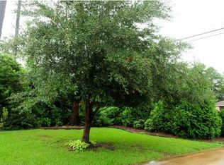 914 La Neuville Rd, Lafayette, LA 70508