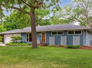 1975 Autumn St, Falcon Heights, MN 55113