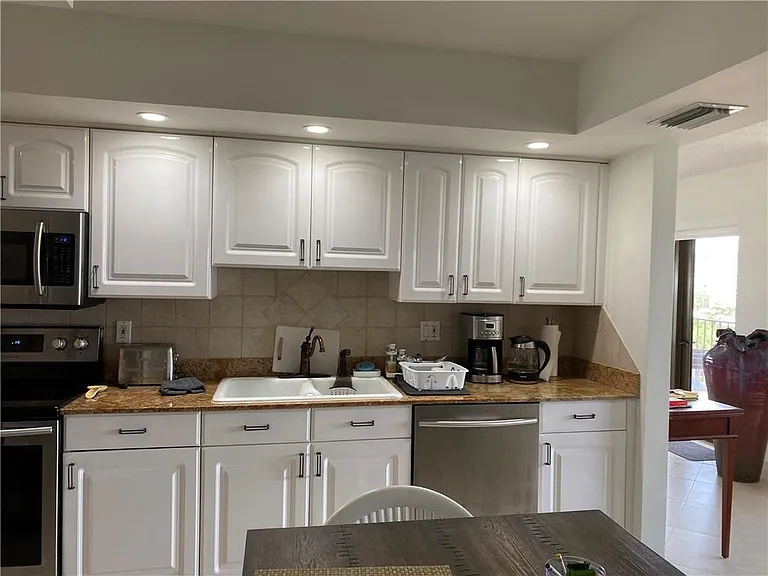 5100 N Ocean Blvd #818 — Photo 6
