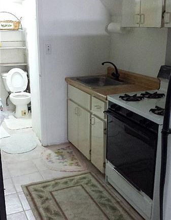 3rd image of 11151 128th St