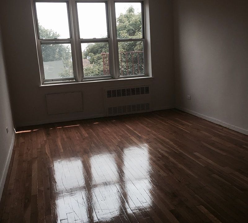 2nd image of 701 Avenue C APT 1C