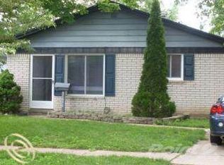 31656 Birchwood St, Westland, MI 48186