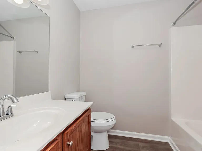 1514 Killarney Dr — Photo 18