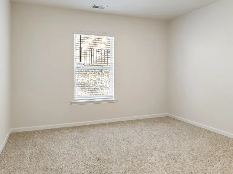 305 Oakmont Valley Trl — Photo 17