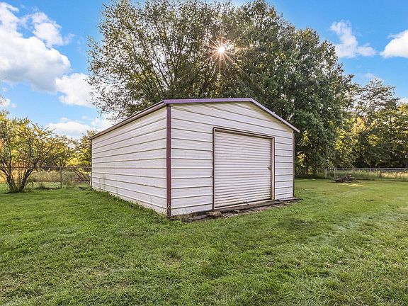 44th image of 6298 Fallsburg Rd NE