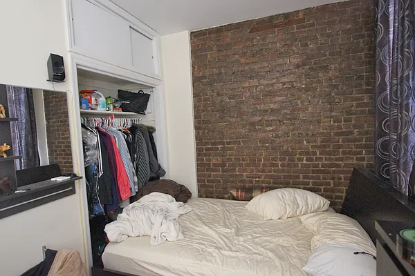 Rented by Jonis Realty | media 14