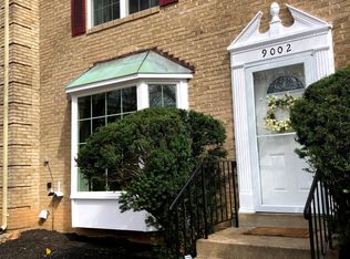 9002 Fox Grape Ln, Springfield, VA 22152