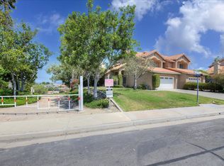 743 S Langtree Ln, Anaheim, CA 92807