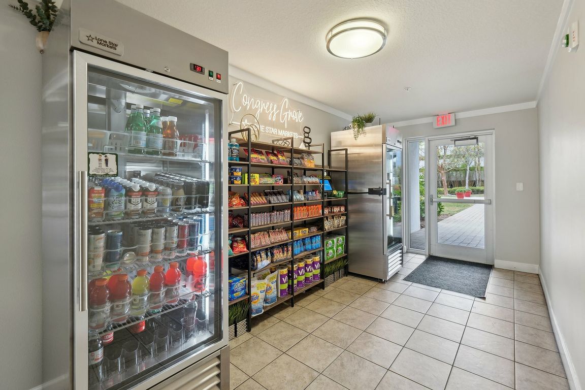 62-web-or-mls-Congress Park Dr-2304-904