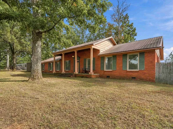18990 Moyers Rd, Athens, AL 35611
