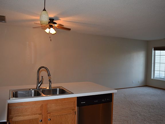 3rd image of 4146 Eisenhower Ln Unit 7