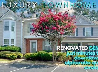 908 Prestwyck Ct, Alpharetta, GA 30004