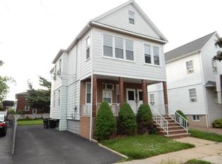 32 W 12th St, Linden, NJ 07036
