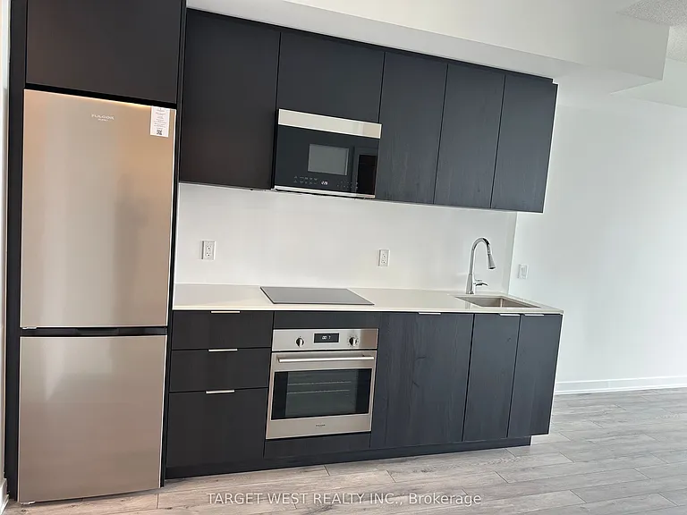 15 Skyridge Dr #2303 — Photo 7