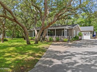 215 McGlamery St, Oak Island, NC 28465