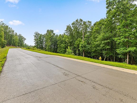 3rd image of 4260 Amethyst Rd #930