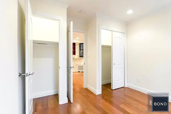 Rented by Bond New York | media 5