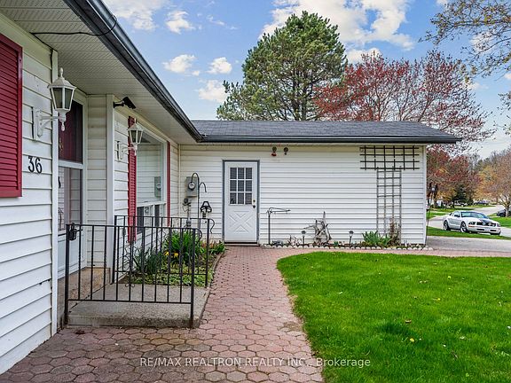 5th image of 36 Tecumseth Pines Dr