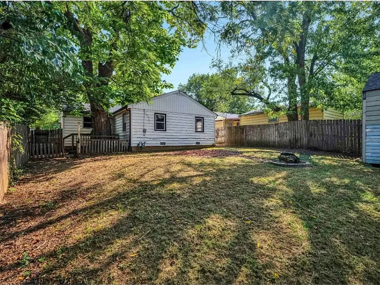 3125 SE Dupont St — Photo 21