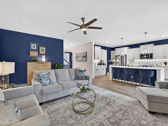 3rd image of 555 Musket Bay Drive