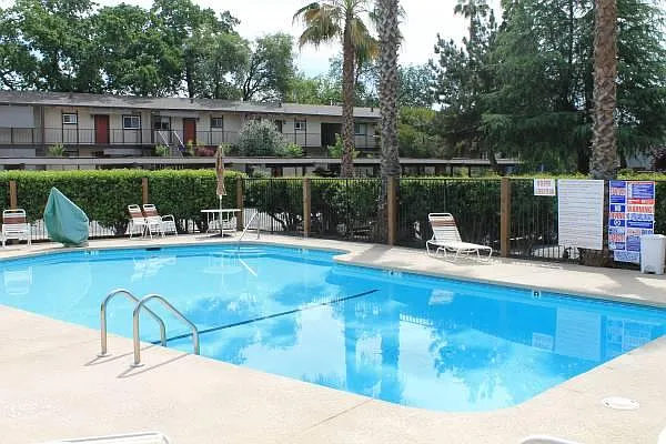 Park Marina Village Apartments — Photo 7