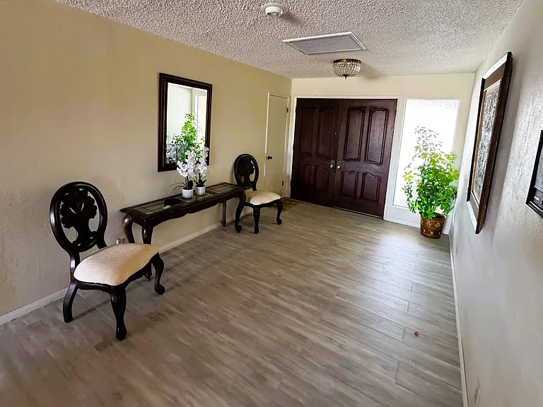 9350 Clubhouse Blvd — Photo 14