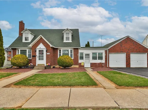 1866 Campbell St, Bethlehem, PA 18017