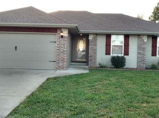 205 Dixie Ave, Clever, MO 65631