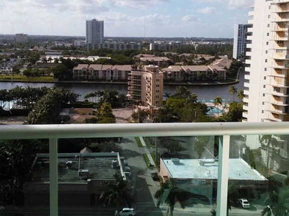 3rd image of 3901 S Ocean Dr APT 15S