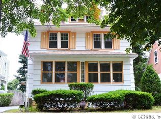 205 Collingwood Dr, Rochester, NY 14621