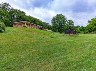 13813 W Riekena Rd, Hanna City, IL 61536