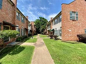 953 Bayou Trace Dr — Photo 25