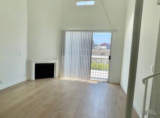 884 1/2 Palm Ave #310, West Hollywood, CA 90069