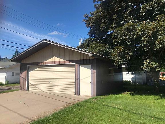 5th image of 373 Cass Ave