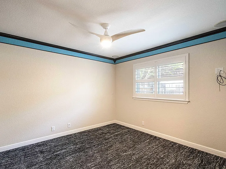 3215 Sesbania Dr — Photo 25