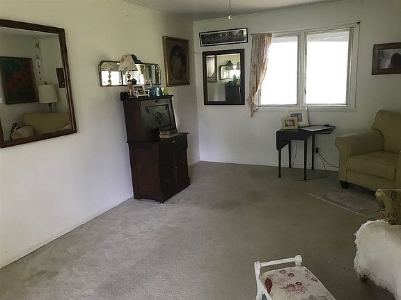 5th image of 1624 Cynthia Dr